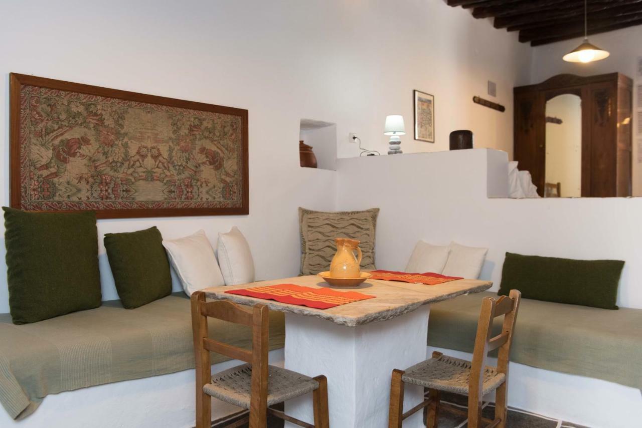 Aris & Maria Houses Kastron  Bagian luar foto