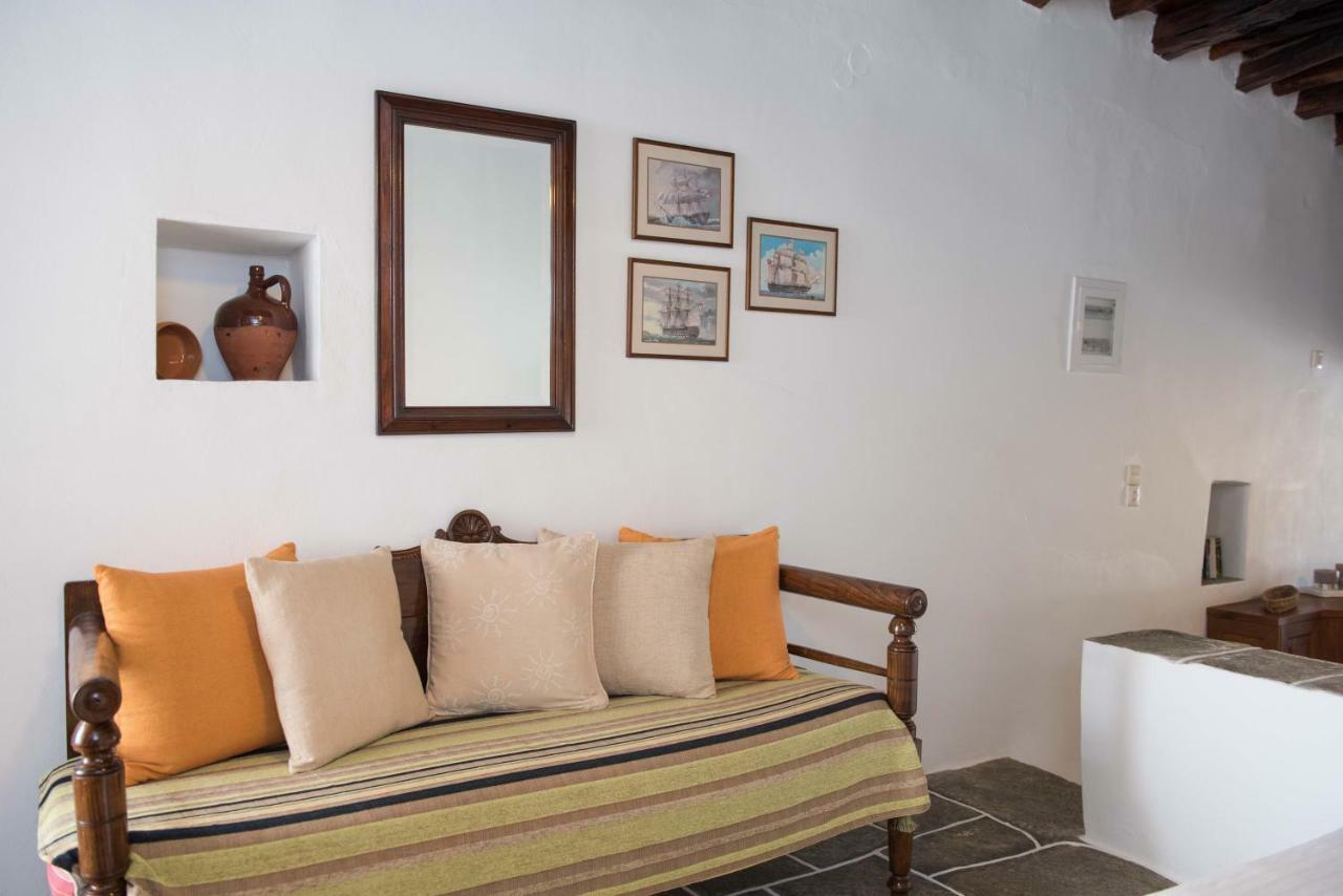 Aris & Maria Houses Kastron  Bagian luar foto