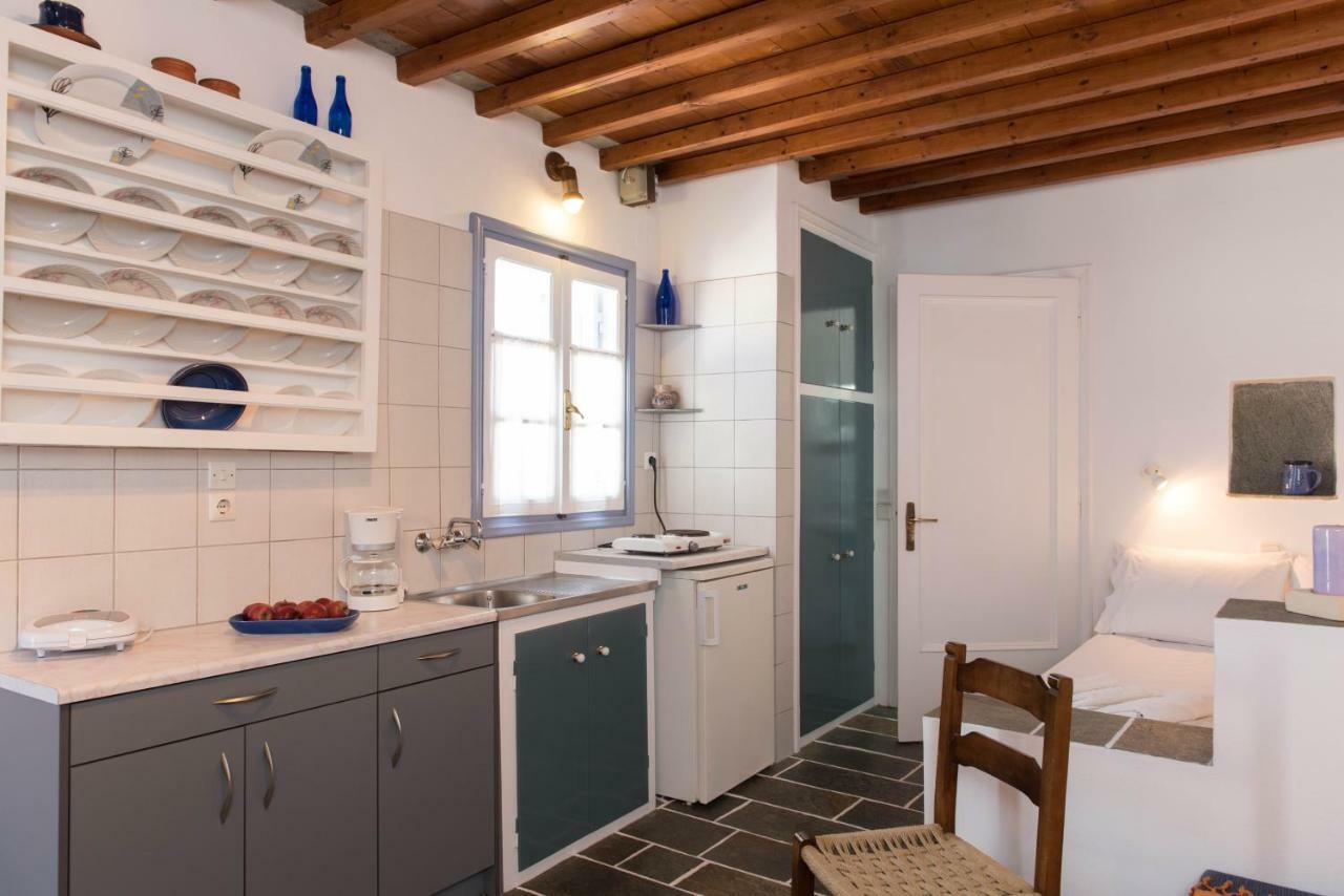 Aris & Maria Houses Kastron  Bagian luar foto