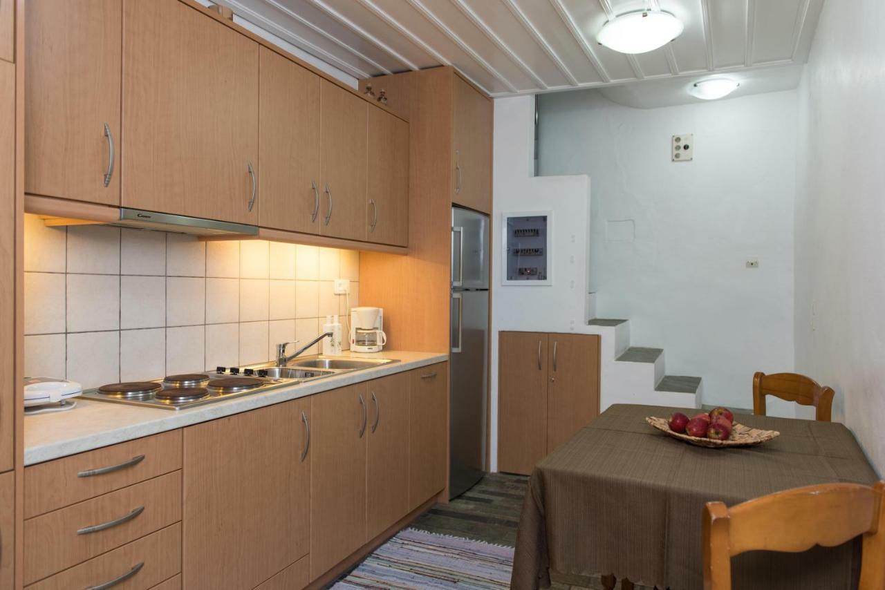 Aris & Maria Houses Kastron  Bagian luar foto