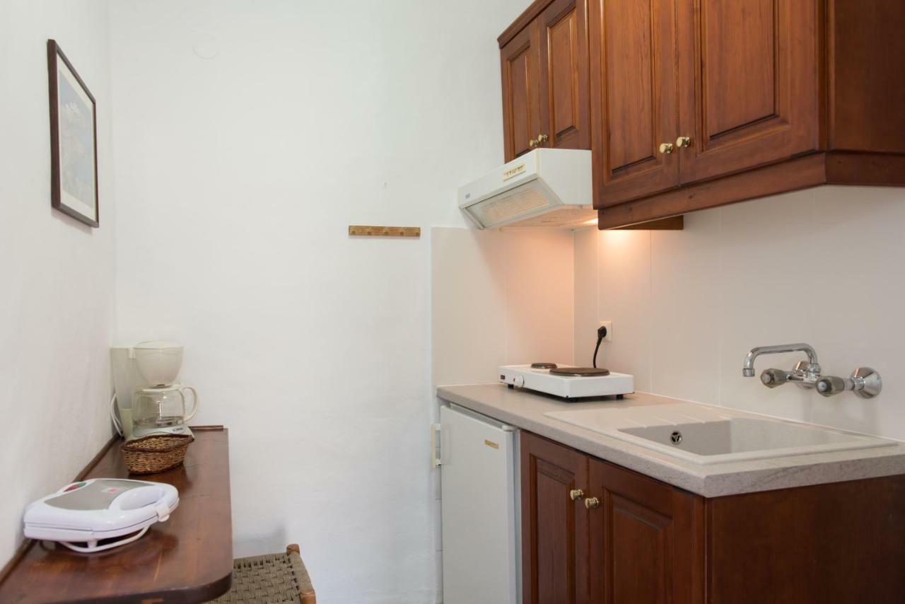 Aris & Maria Houses Kastron  Bagian luar foto