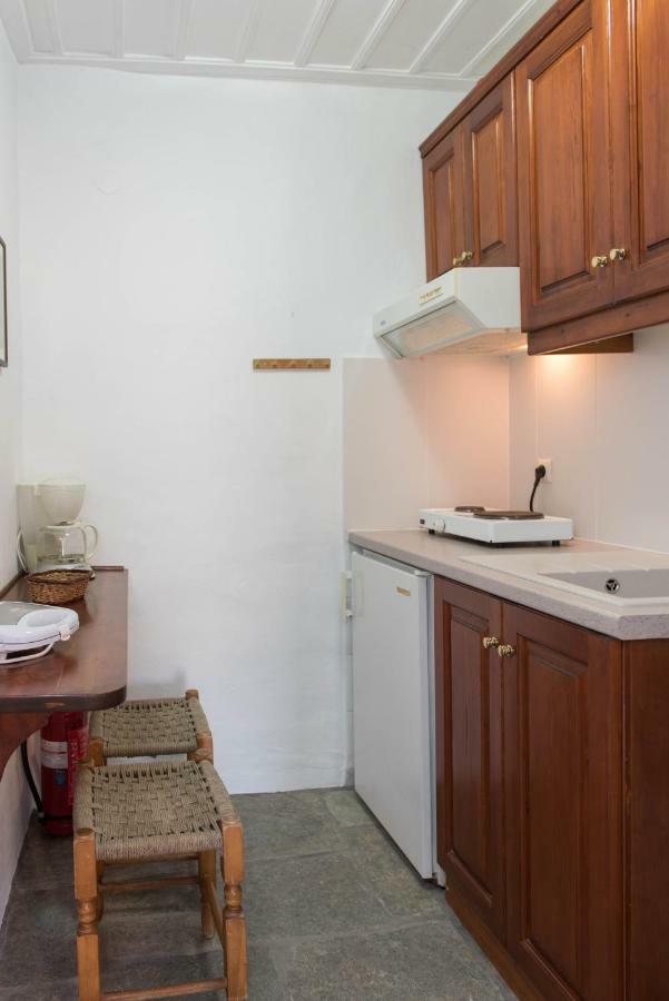 Aris & Maria Houses Kastron  Bagian luar foto